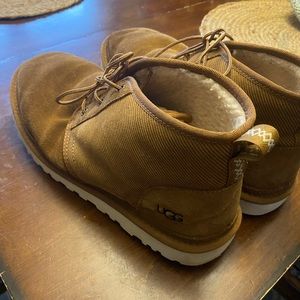 Mens Ugg Neumel Chestnut Suede Corduroy Ankle Boots.
